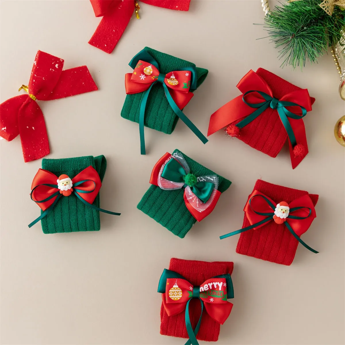Red and green Christmas socks for girls